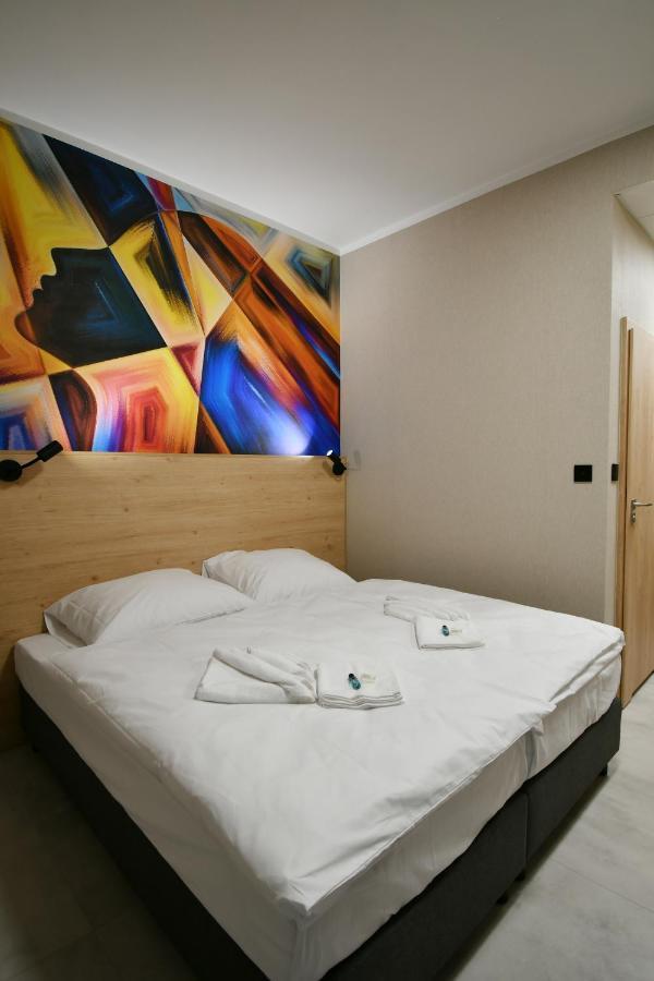 Za Bunkrem Hotel Zbroslawice Екстериор снимка